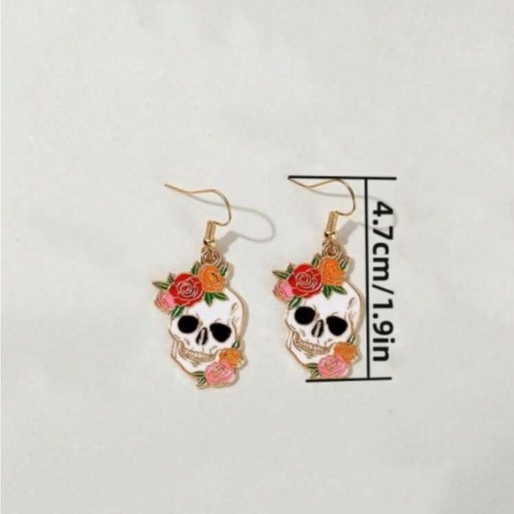 Day of The Dead Floral Skull Earrings, Sugar Skull Earrings, Halloween Earrings - Picture 3 of 3
